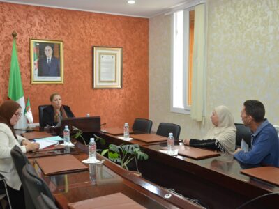 جلسات الاستقبال الأسبوعية للاستماع إلى انشغالات وتطلعات المواطنين جلسات الاستقبال الأسبوعية للاستماع إلى انشغالات وتطلعات المواطنين