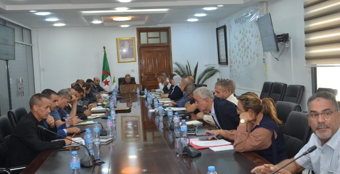 جلسة تحكيم لدراسة وضبط قائمة المشاريع المقترحة حسب الأولوية بعنوان سنة 2026