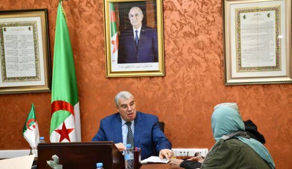 تعزيز قنوات التواصل المباشر مع المواطنين تعزيز قنوات التواصل المباشر مع المواطنين