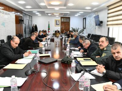 جلسة عمل خصصت لتشخيص قطاع التربية ووضعية الهياكل التربوية المبرمجة للاستلام