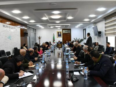 جلسة عمل خصصت لتشخيص قطاعات التشغيل، السياحة والصناعات التقليدية، الثقافة والفنون جلسة عمل خصصت لتشخيص قطاعات التشغيل، السياحة والصناعات التقليدية، الثقافة والفنون