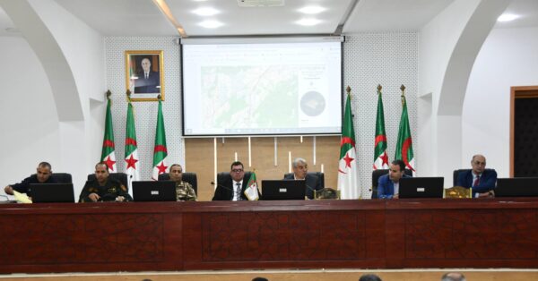 تنصـيب اللجــنة الولائــية لحمايـة الغابــات تنصـيب اللجــنة الولائــية لحمايـة الغابــات