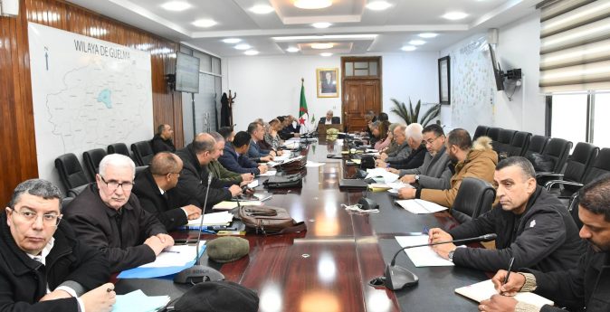 جلــسة عمل لمتابعة دقيقة للملفات التنموية