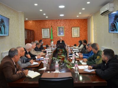 جلـــسة عـــمل لمتابعة تقييم مراحل إعداد شهادة الكفائة المهنية لسائقي المركبات جلـــسة عـــمل لمتابعة تقييم مراحل إعداد شهادة الكفائة المهنية لسائقي المركبات