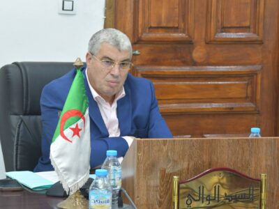 اجتماع اللجنة الولائية المكلفة برفع القيود على المشاريع الاستثمارية