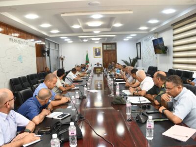 جلسة عمل لمتابعة مشروع ازدواجية وتصحيح وعصرنة الخط المنجمي الشرقي