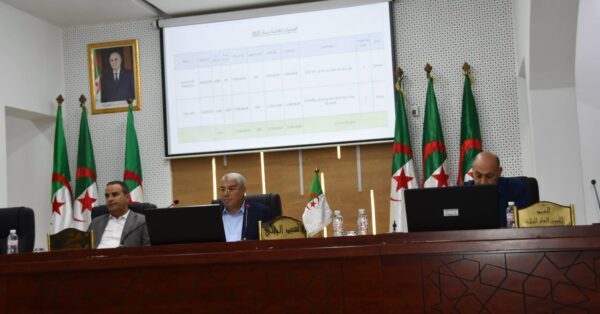 اجتماع لدراسة وضعية المشاريع التنموية الممولة في إطار برامج التنمية الاقتصادية والاجتماعية
