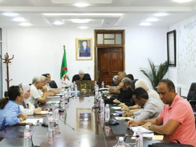 جلسة العمل لدراسة وضعية المشاريع المسجلة في إطار الملحق رقم 04 جلسة العمل لدراسة وضعية المشاريع المسجلة في إطار الملحق رقم 04
