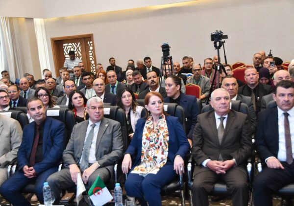 وزيرة السياحة والصناعة التقليدية في زيارة لولاية قالمة اليوم الثانـــي وزيرة السياحة والصناعة التقليدية في زيارة لولاية قالمة اليوم الثانـــي